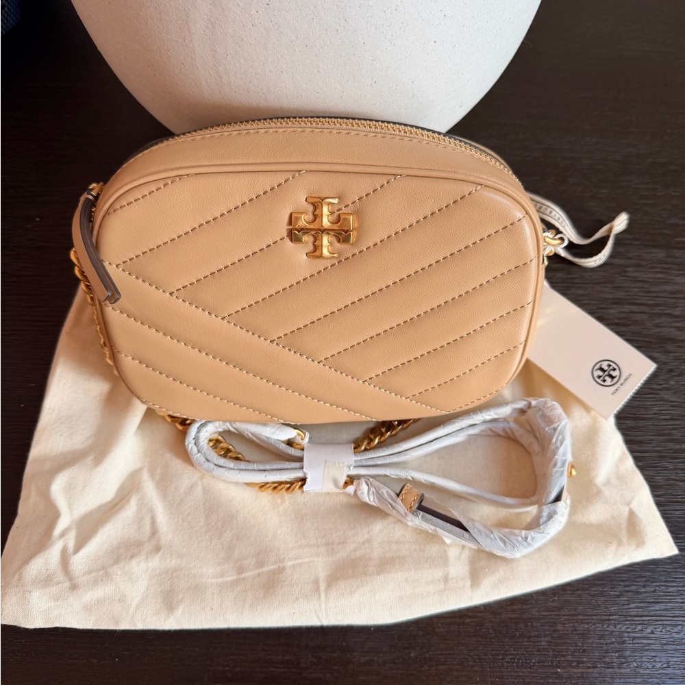 NEW Tory Burch Beige Quilted Crossbody Bag
